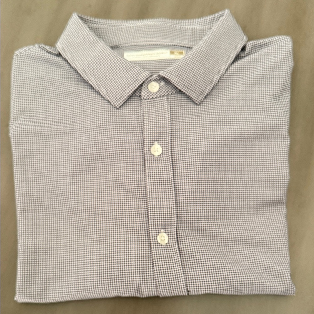Men's Hart Schaffner & Marx Checkered Shirt. Luxury Performance